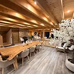 木屋 White Ecrin 拉富