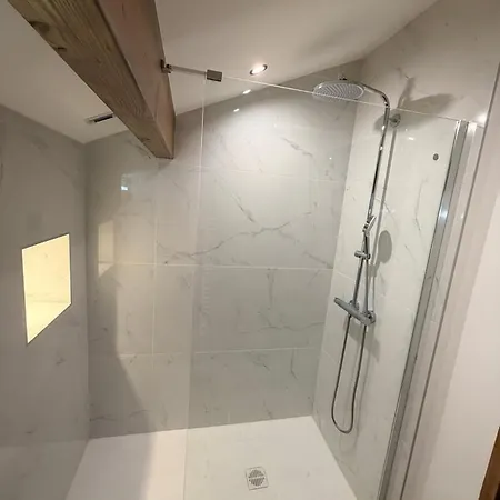 Chalet White Ecrin