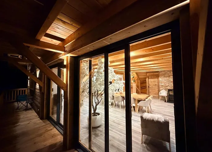 White Ecrin Chalet Allos